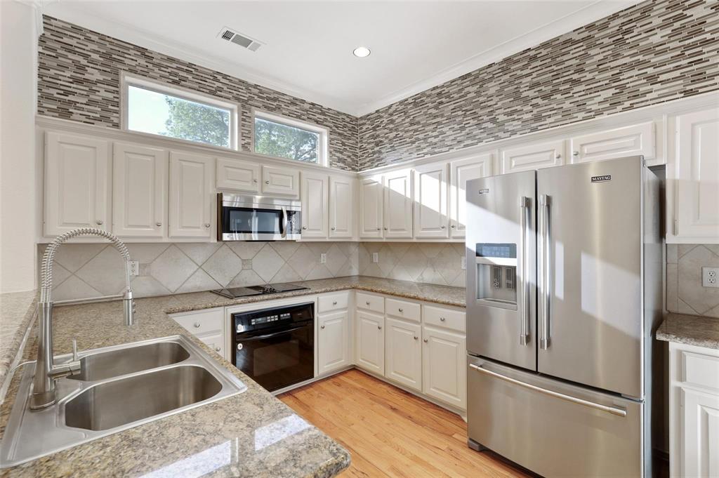 5006 Cedar Springs Road, Unit D Dallas, TX 75235 - Photo 3 of 23 2nd Floor