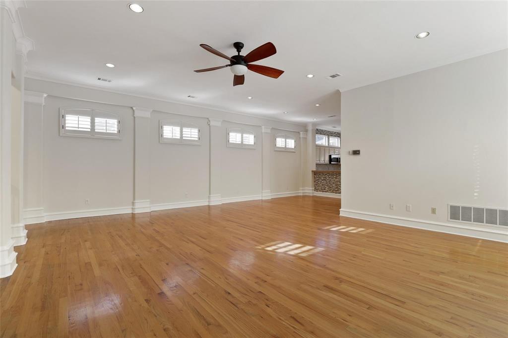 5006 Cedar Springs Road, Unit D Dallas, TX 75235 - Photo 10 of 23 2nd Floor