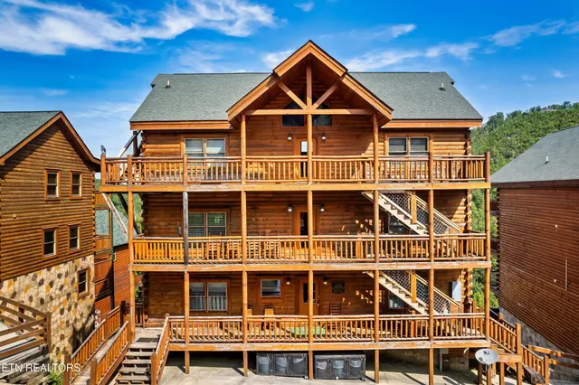 $1,650,000 | 1242 Bird Nest Way, Sevierville, TN 37862