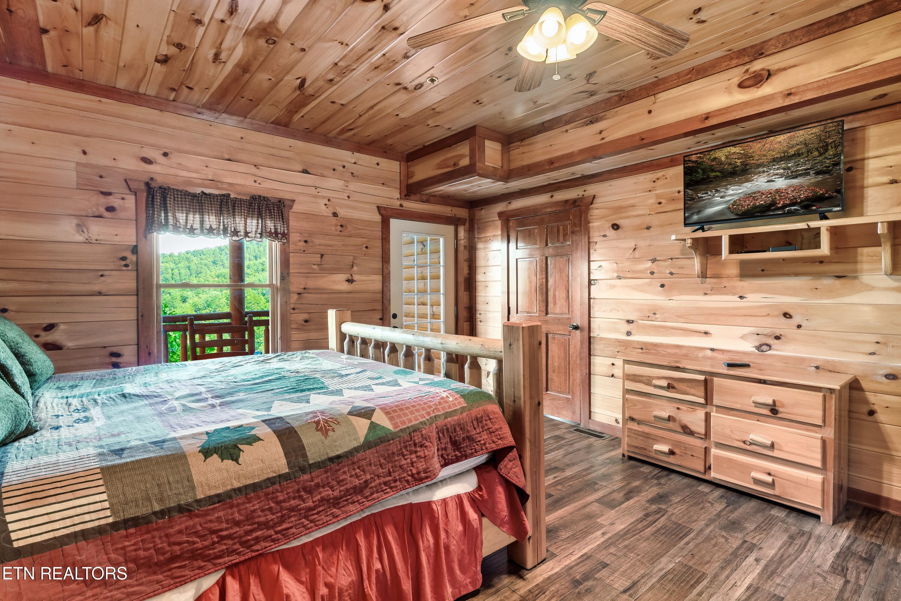 1242 Bird Nest Way Sevierville, TN 37862 - Photo 13 of 56 bedroom grn