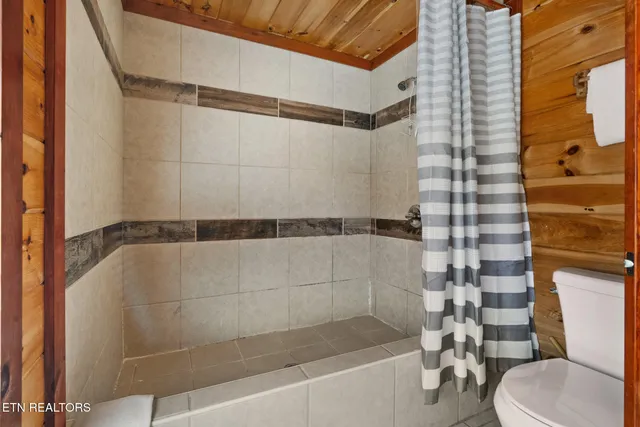 $1,650,000 | 1242 Bird Nest Way, Sevierville, TN 37862