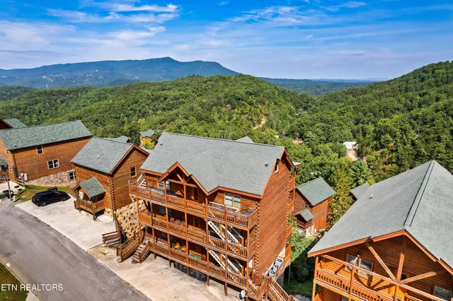 $1,650,000 | 1242 Bird Nest Way, Sevierville, TN 37862
