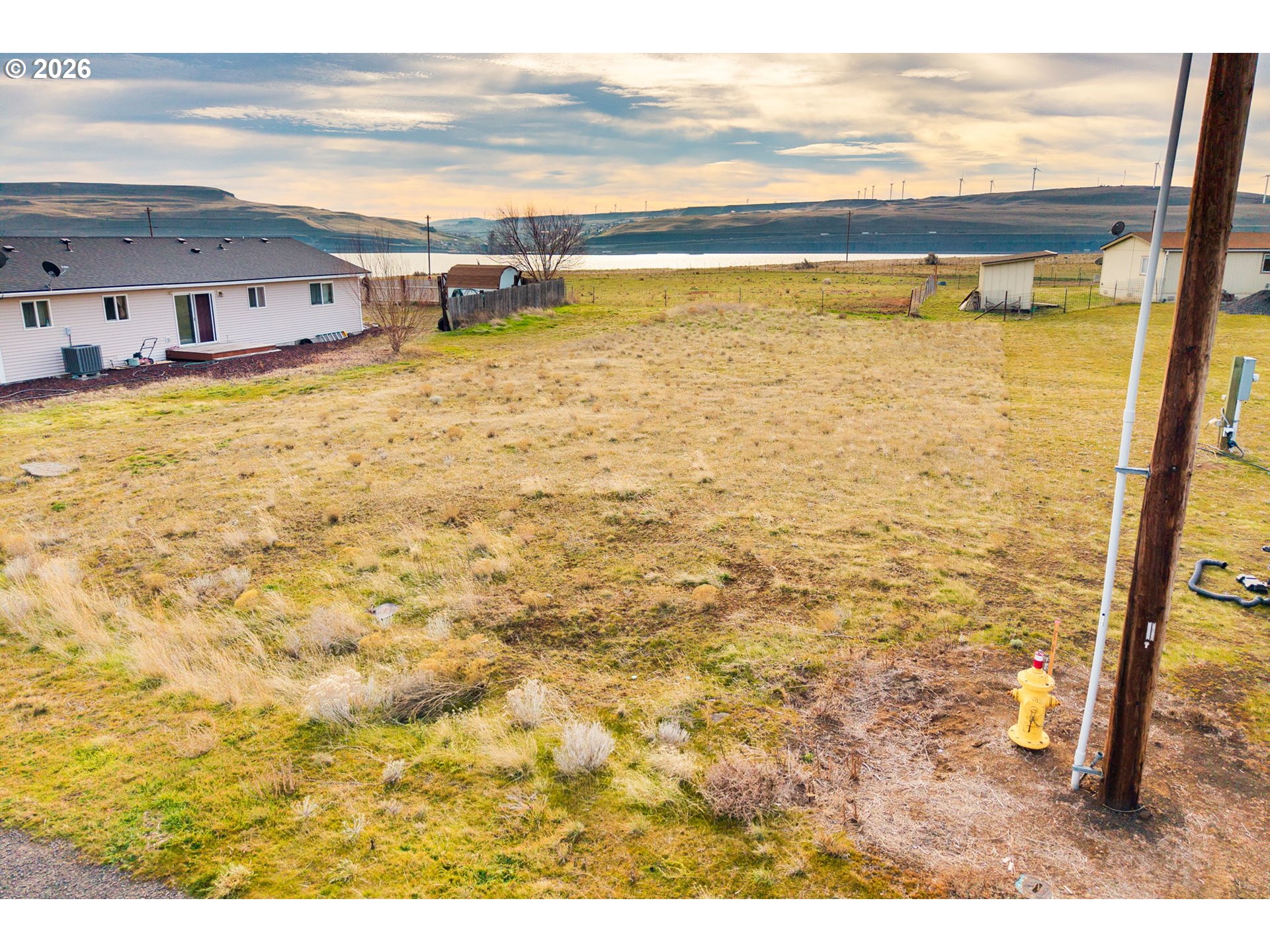 Poplar Street, Unit 33 Roosevelt, WA 99356 - Photo 7 of 12 a view of residential space with ocean view