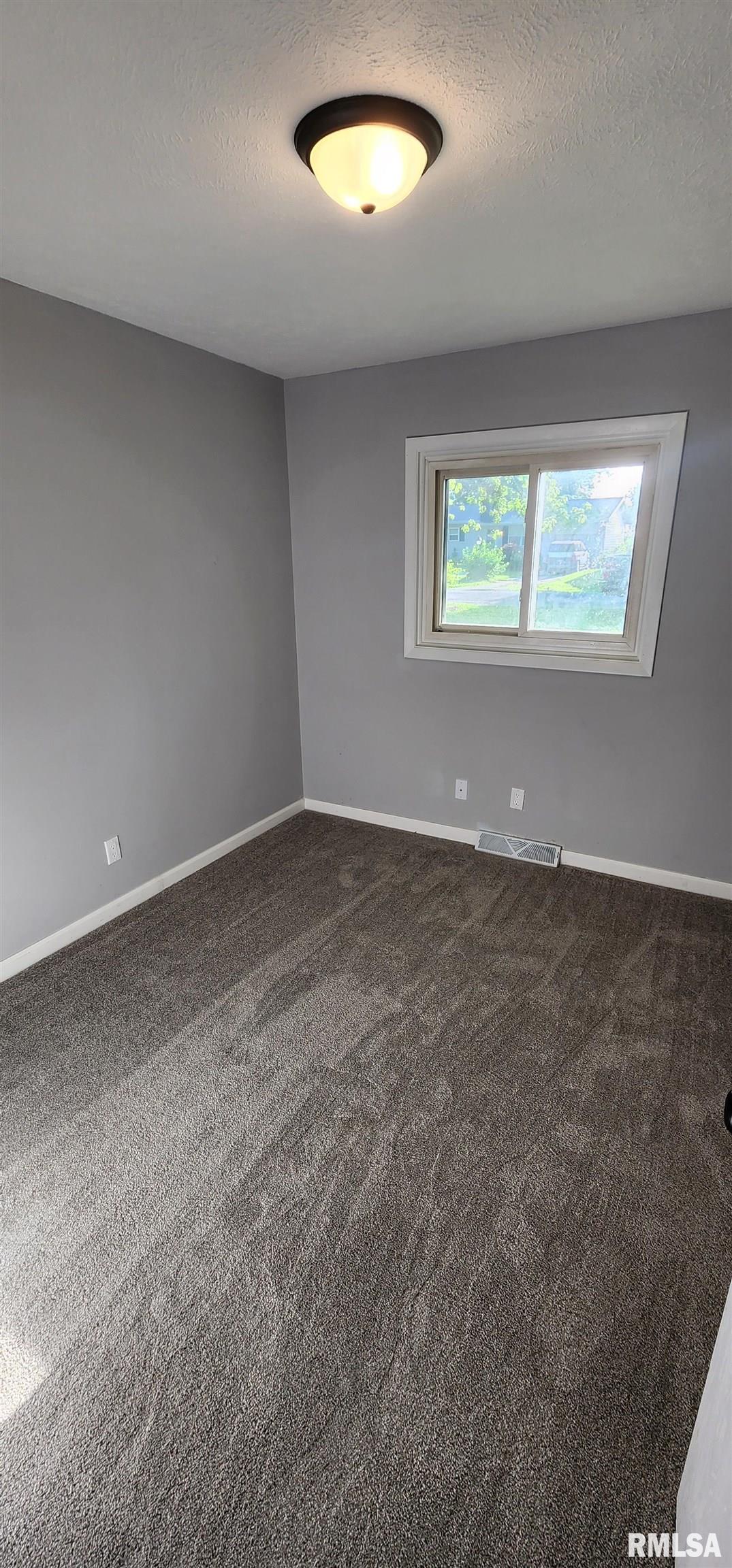 34 Buckingham Road Chatham, IL 62629 - Photo 12 of 21