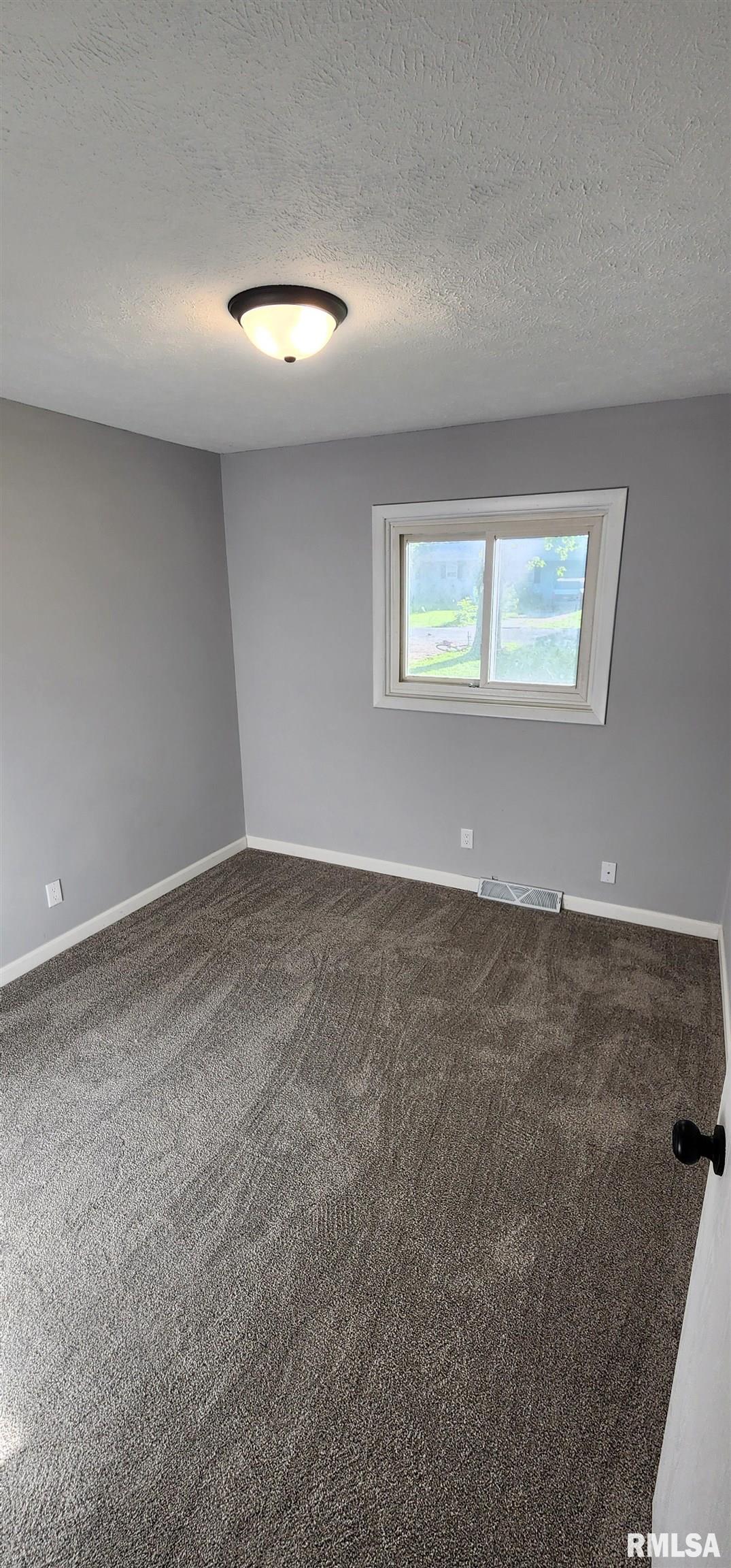 34 Buckingham Road Chatham, IL 62629 - Photo 13 of 21