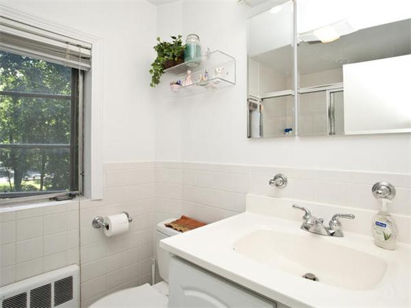 37 Beverly Road Brookline, MA 02467 - Photo 21 of 26