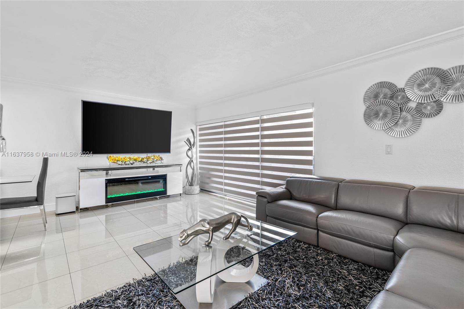 9371 Fontainebleau Boulevard, Unit I235 Miami, FL 33172 - Photo 2 of 23