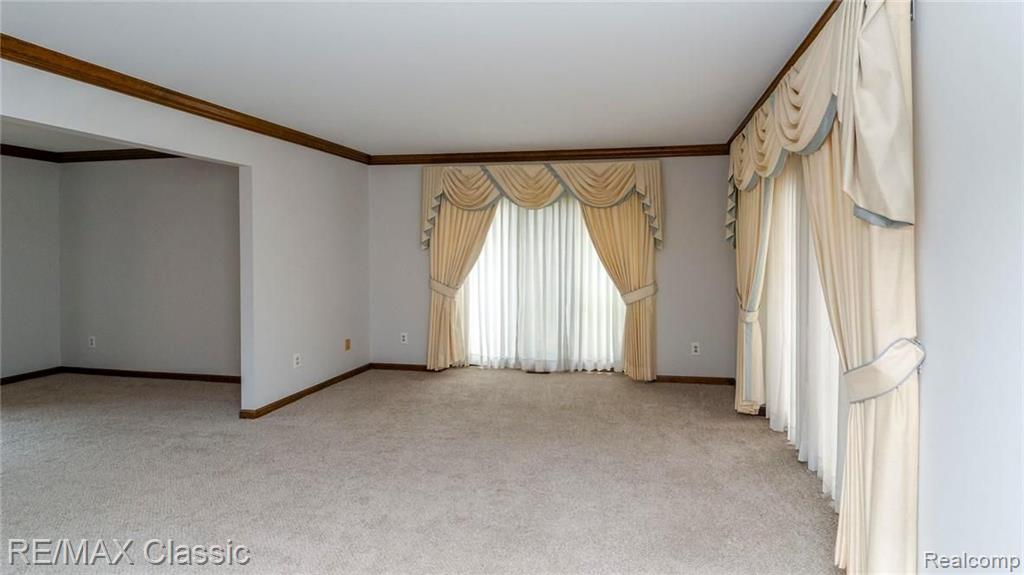 688 Sunlight Drive Rochester Hills, MI 48309 - Photo 8 of 63