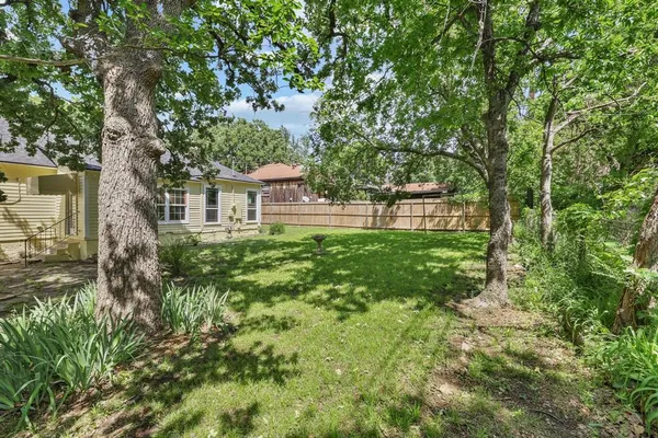 $215,000 | 46 Vaughn Drive, Denison, TX 75020