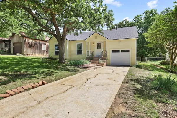$215,000 | 46 Vaughn Drive, Denison, TX 75020