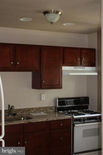 4876 Greencrest Road Baltimore, MD 21206 - Photo 5 of 7 Kitchen #3