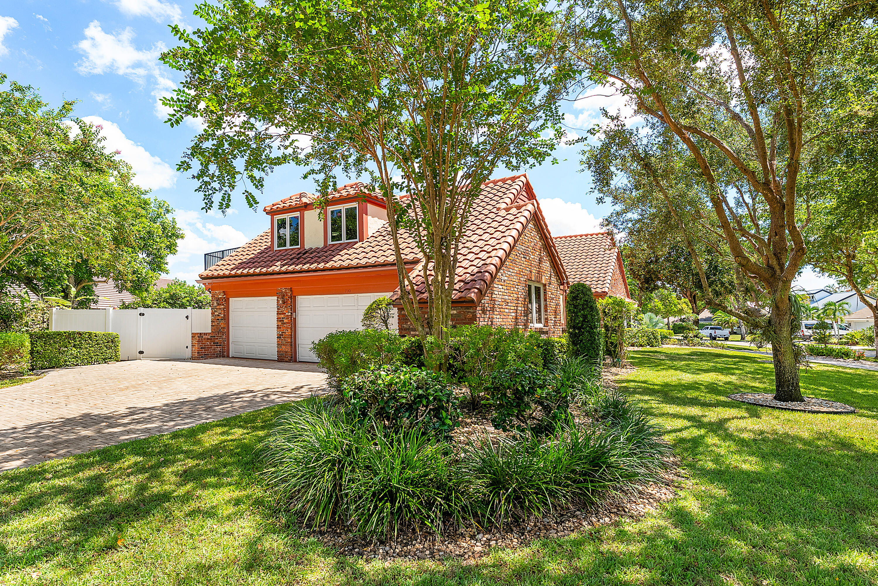 3790 Kings Way Boca Raton, FL 33434 - Photo 6 of 91 003-3790KingsWay-BocaRaton-FL-33434-FULL