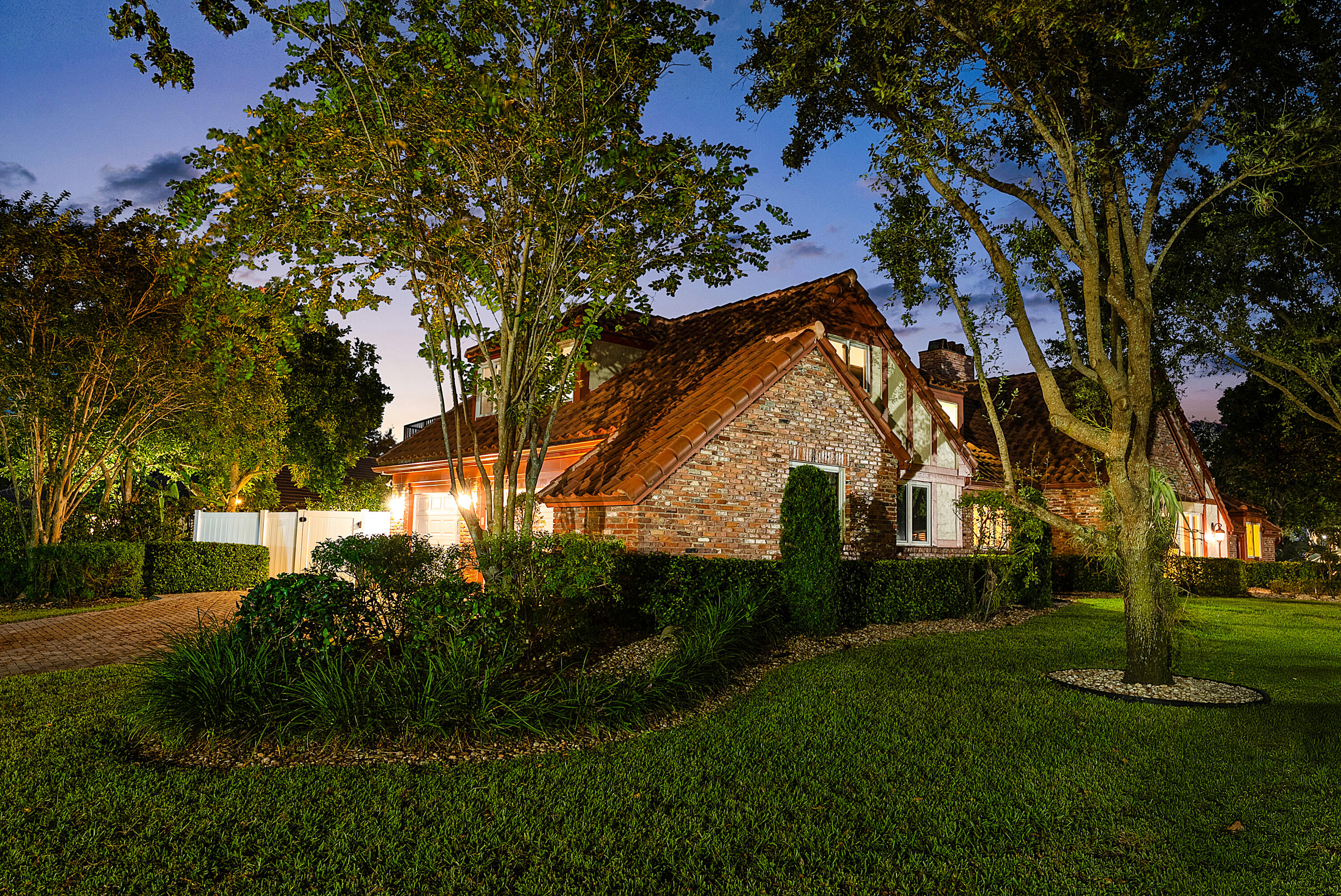 3790 Kings Way Boca Raton, FL 33434 - Photo 7 of 91 074-3790KingsWay-BocaRaton-FL-33434-FULL