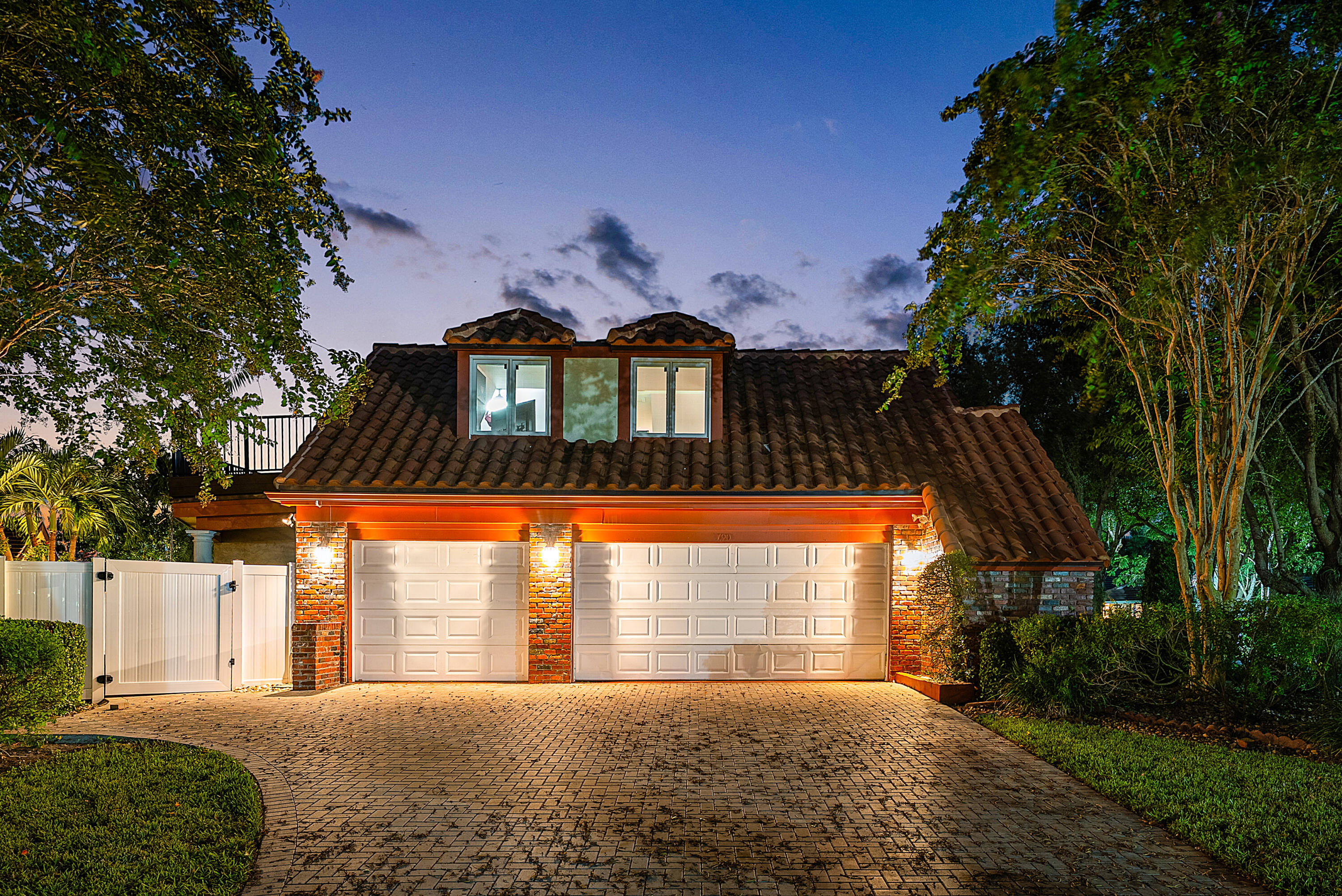 3790 Kings Way Boca Raton, FL 33434 - Photo 9 of 91 084-3790KingsWay-BocaRaton-FL-33434-FULL