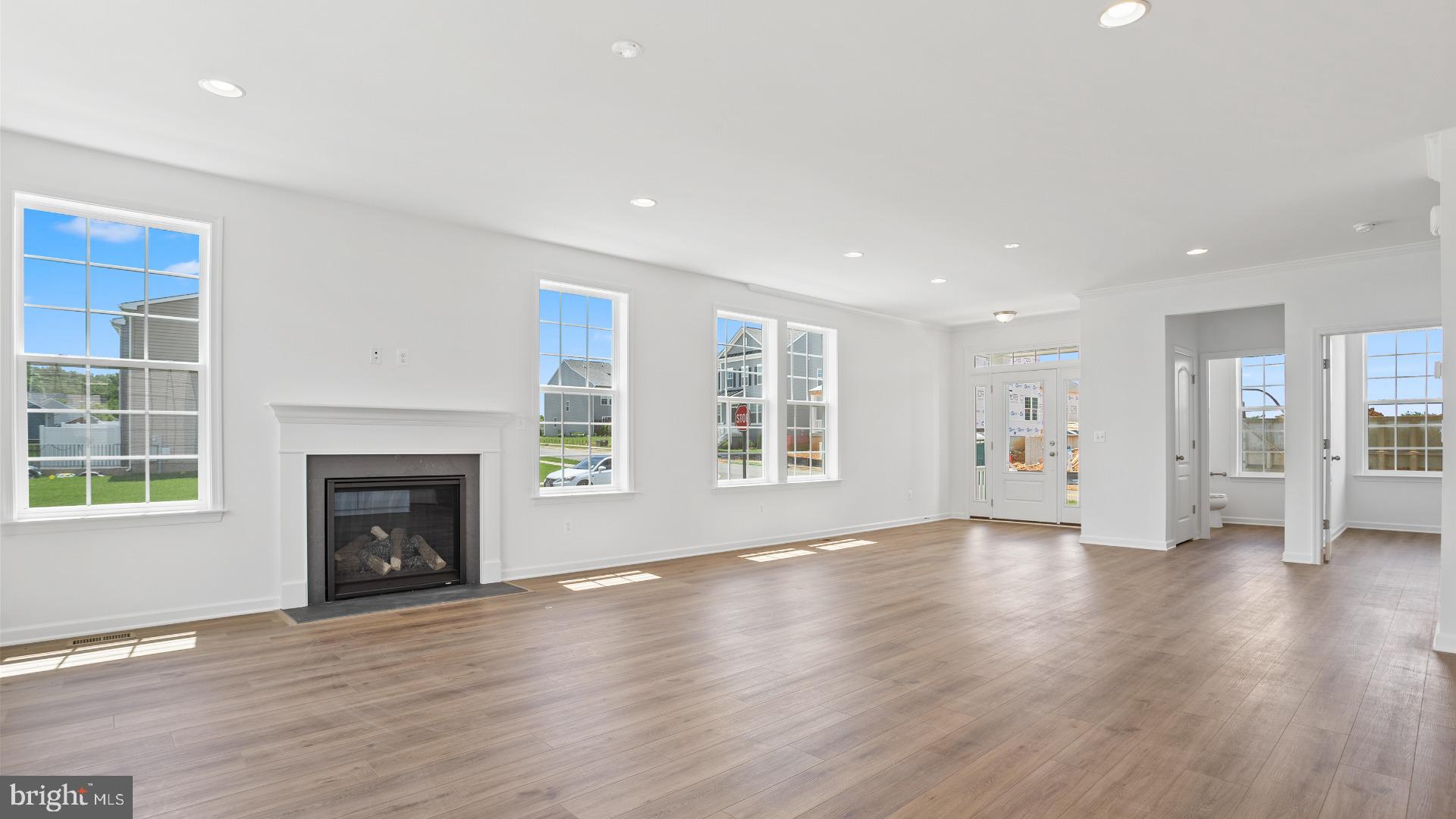 185 Silverleaf Drive Charles Town, WV 25414 - Photo 9 of 33