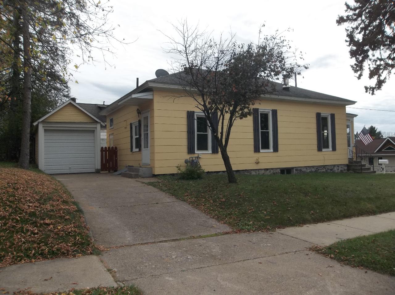 403 South Oneida Avenue Rhinelander, WI 54501 - Photo 2 of 13 Gallery Image 2