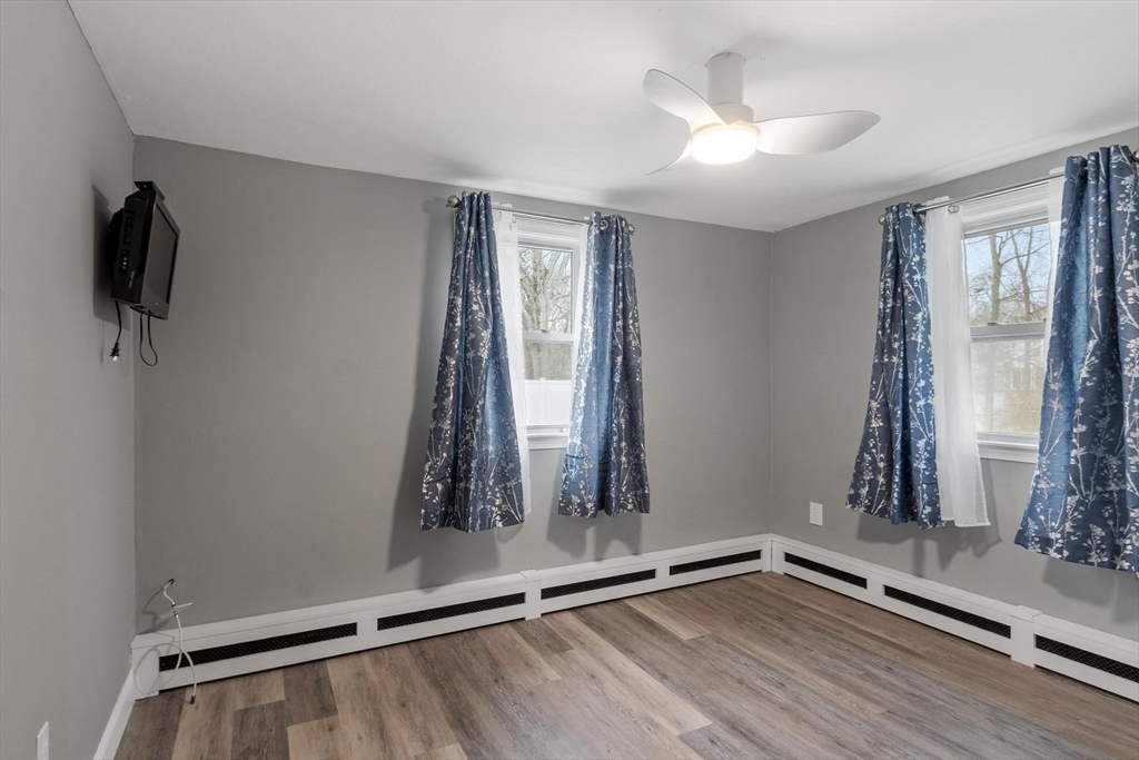 37 Lindsay Road Billerica, MA 01821 - Photo 36 of 41 Gallery Image 36