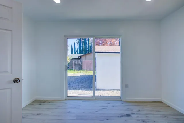 $325,000 | 7577 Walnut Avenue, Winton, CA 95388