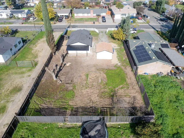 $325,000 | 7577 Walnut Avenue, Winton, CA 95388