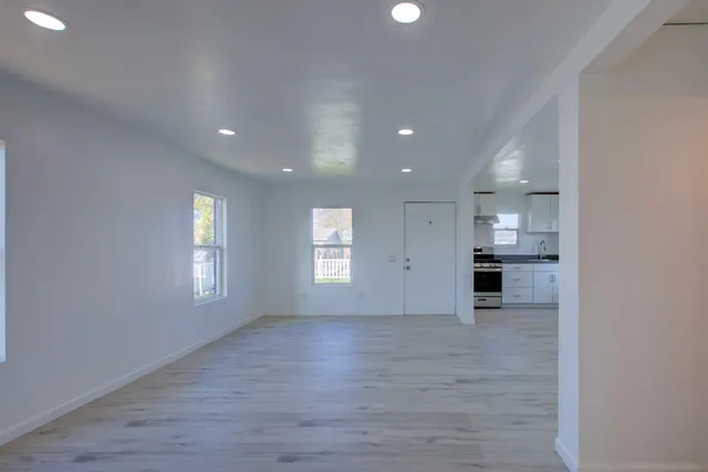 $325,000 | 7577 Walnut Avenue, Winton, CA 95388