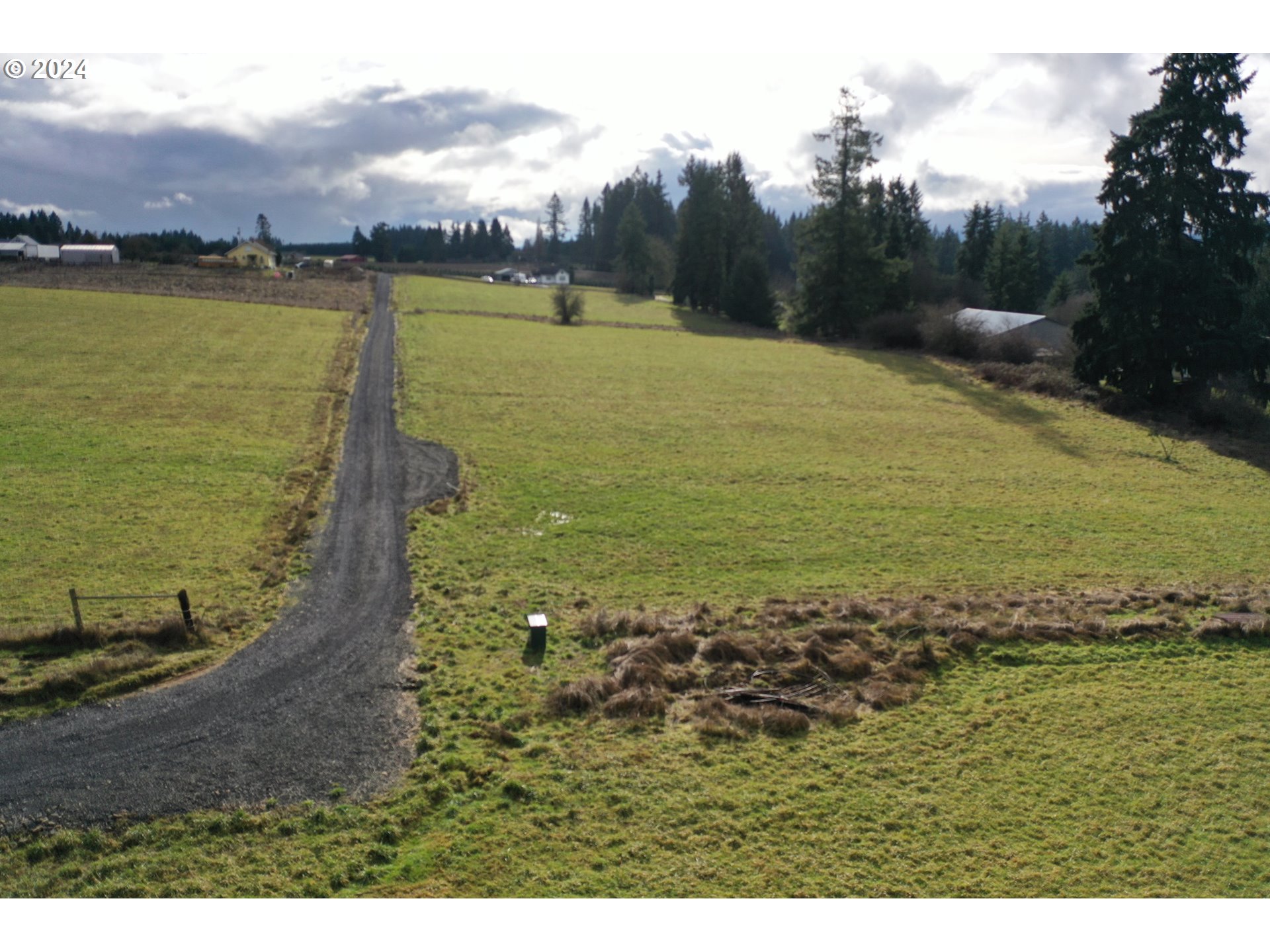 157 Nikula Road Winlock, WA 98596 - Photo 14 of 20 a view of an ocean and beach