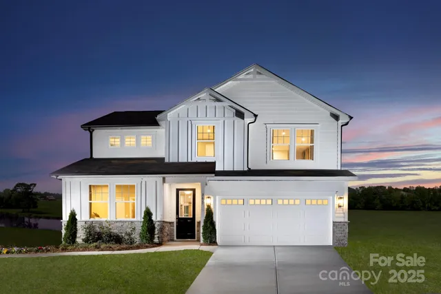 $434,990 | 2811 Westmont Drive, Gastonia, NC 28052