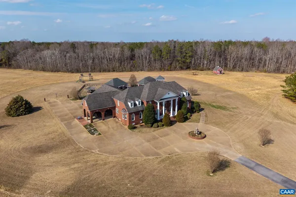 $2,950,000 | 30253 Camp Parkway, Courtland, VA 23837