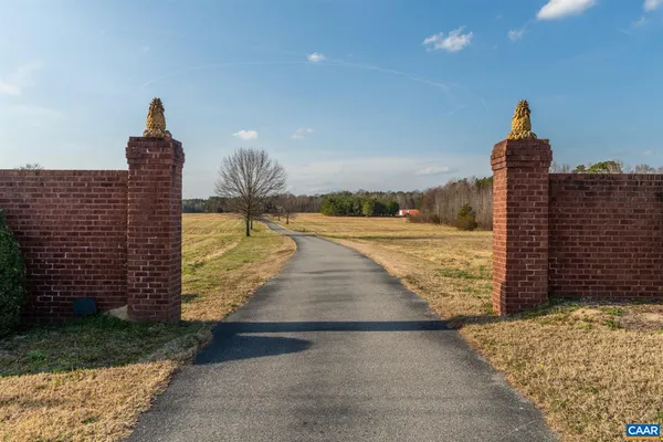 $2,950,000 | 30253 Camp Parkway, Courtland, VA 23837