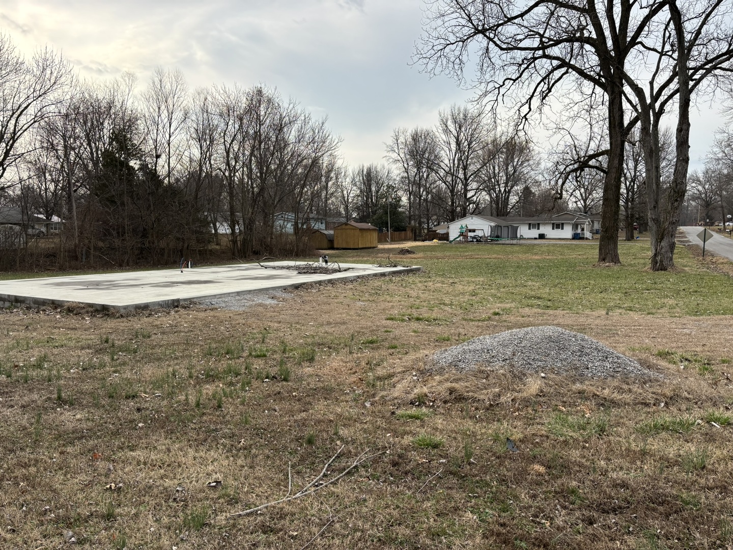 1000 South Wilson Street Benton, IL 62812 - Photo 3 of 8