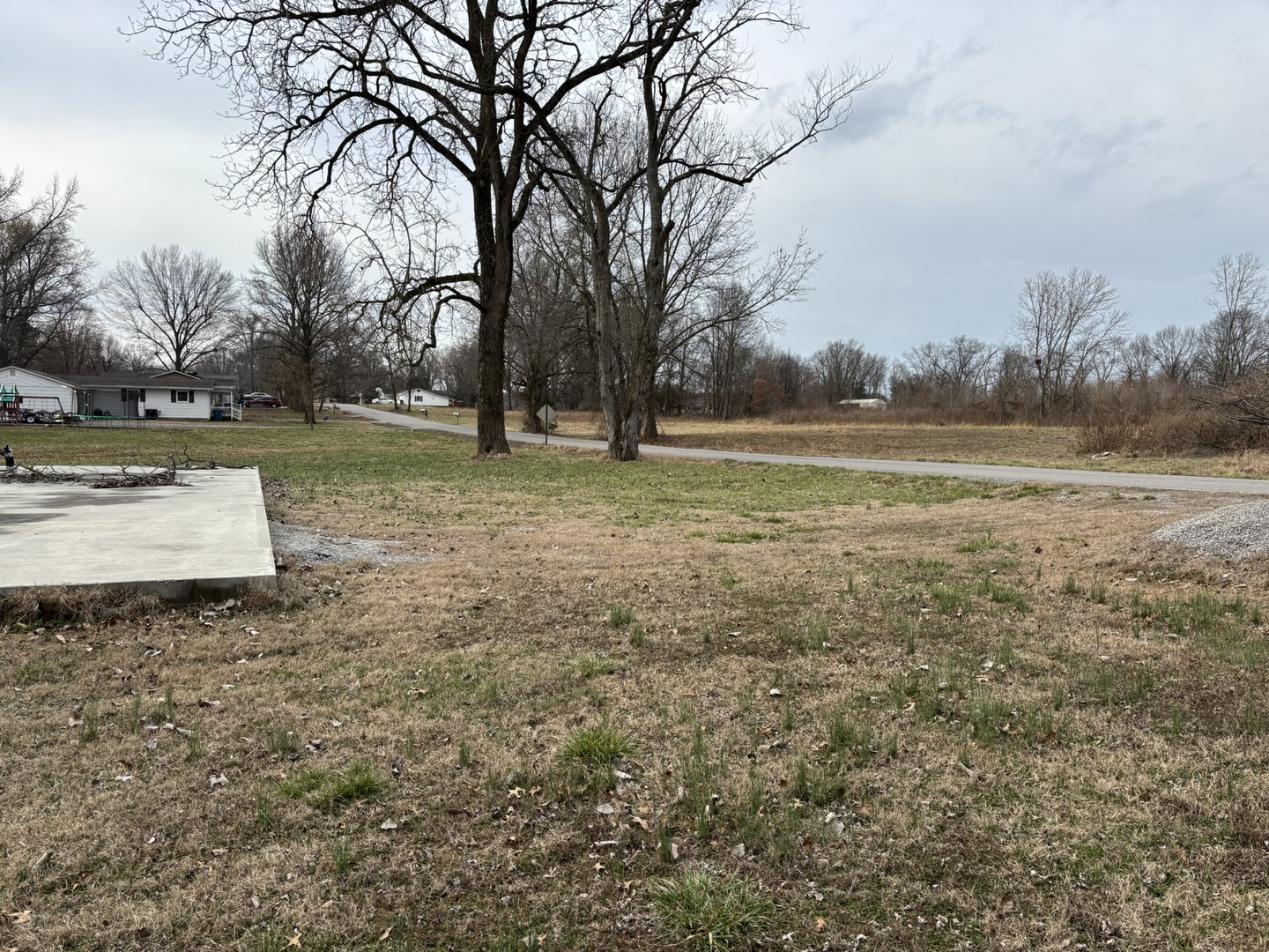 1000 South Wilson Street Benton, IL 62812 - Photo 5 of 8