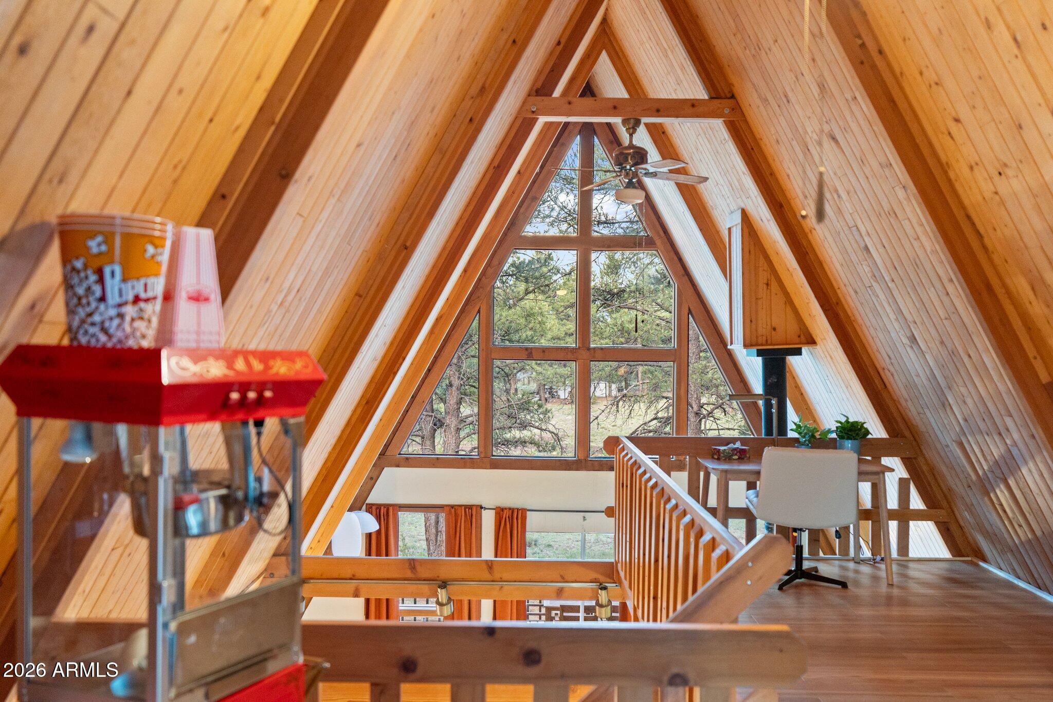 10434 Little Red Road Parks, AZ 86018 - Photo 19 of 35