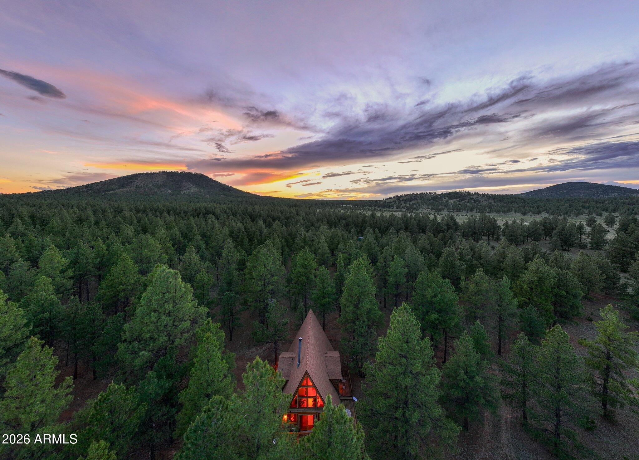 10434 Little Red Road Parks, AZ 86018 - Photo 34 of 35 a view of outdoor space with mountain view