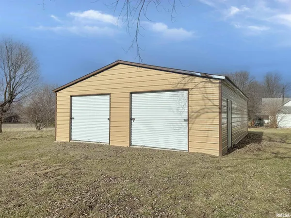 $231,900 | 107 Anson Street, Middletown, IL 62666