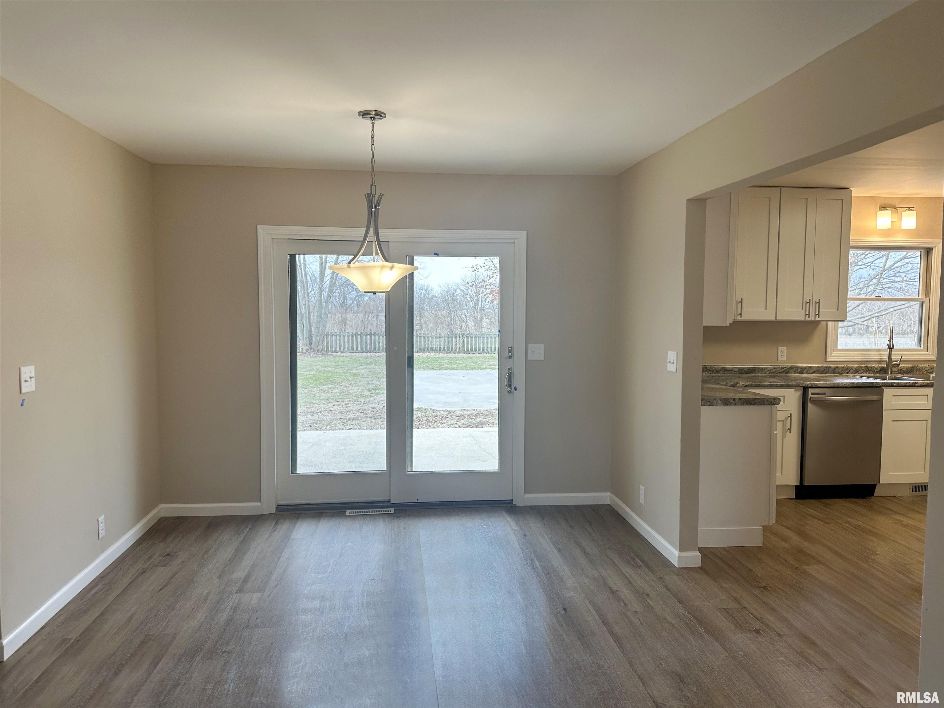 107 Anson Street Middletown, IL 62666 - Photo 6 of 28