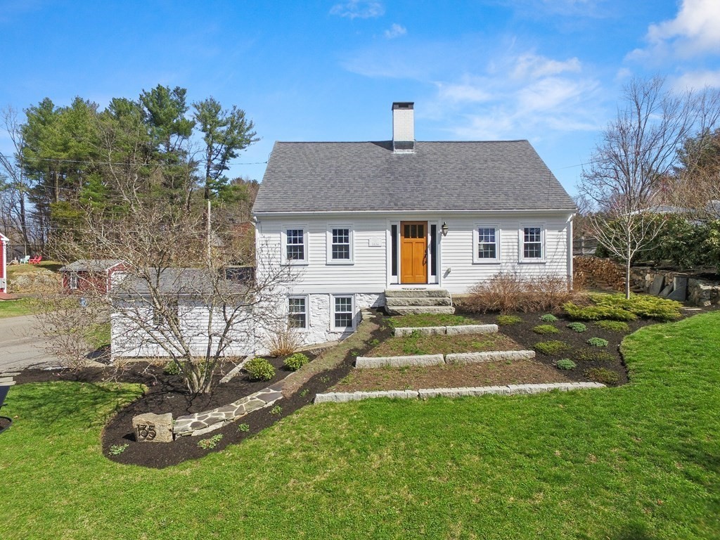 135 River Road Topsfield, MA 01983 - Photo 1 of 42