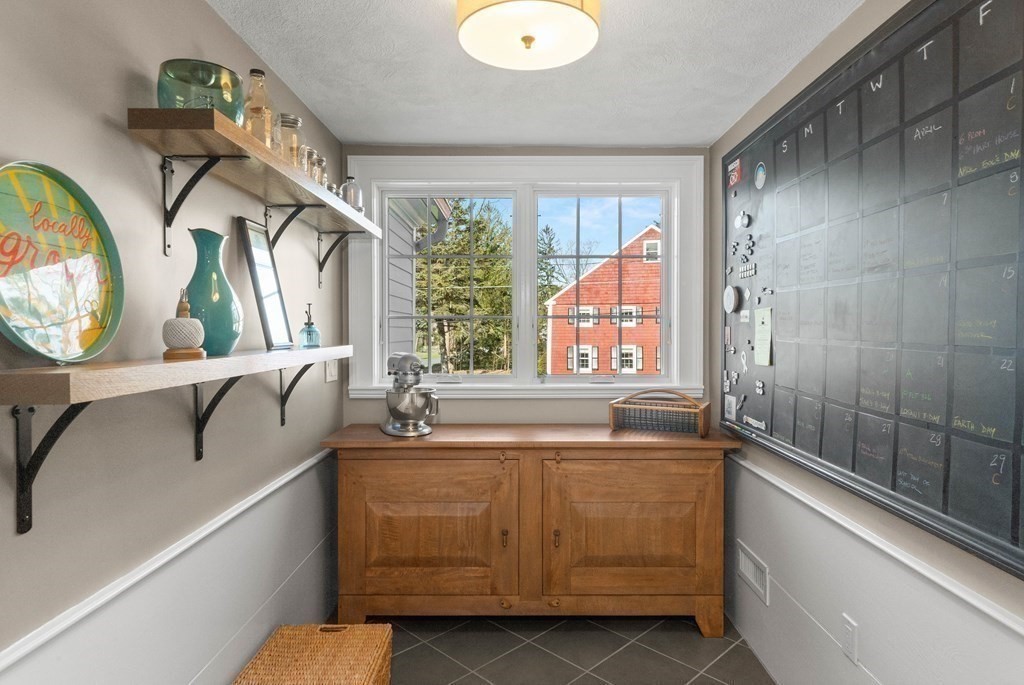 135 River Road Topsfield, MA 01983 - Photo 16 of 42