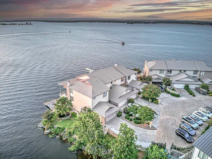 $1,395,000 | 616 Horseshoe Bay N Boulevard, Horseshoe Bay, TX 78657