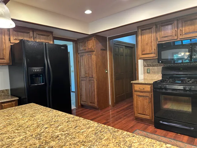 $269,900 | 5723 Port Royal, Fort Wayne, IN 46815