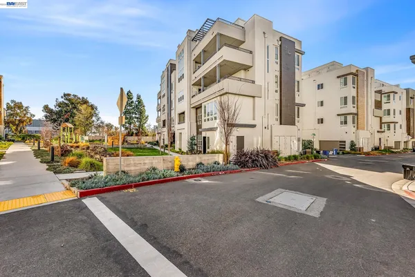 $1,399,999 | 45346 Lumen Terrace, Unit 302, Fremont, CA 94539