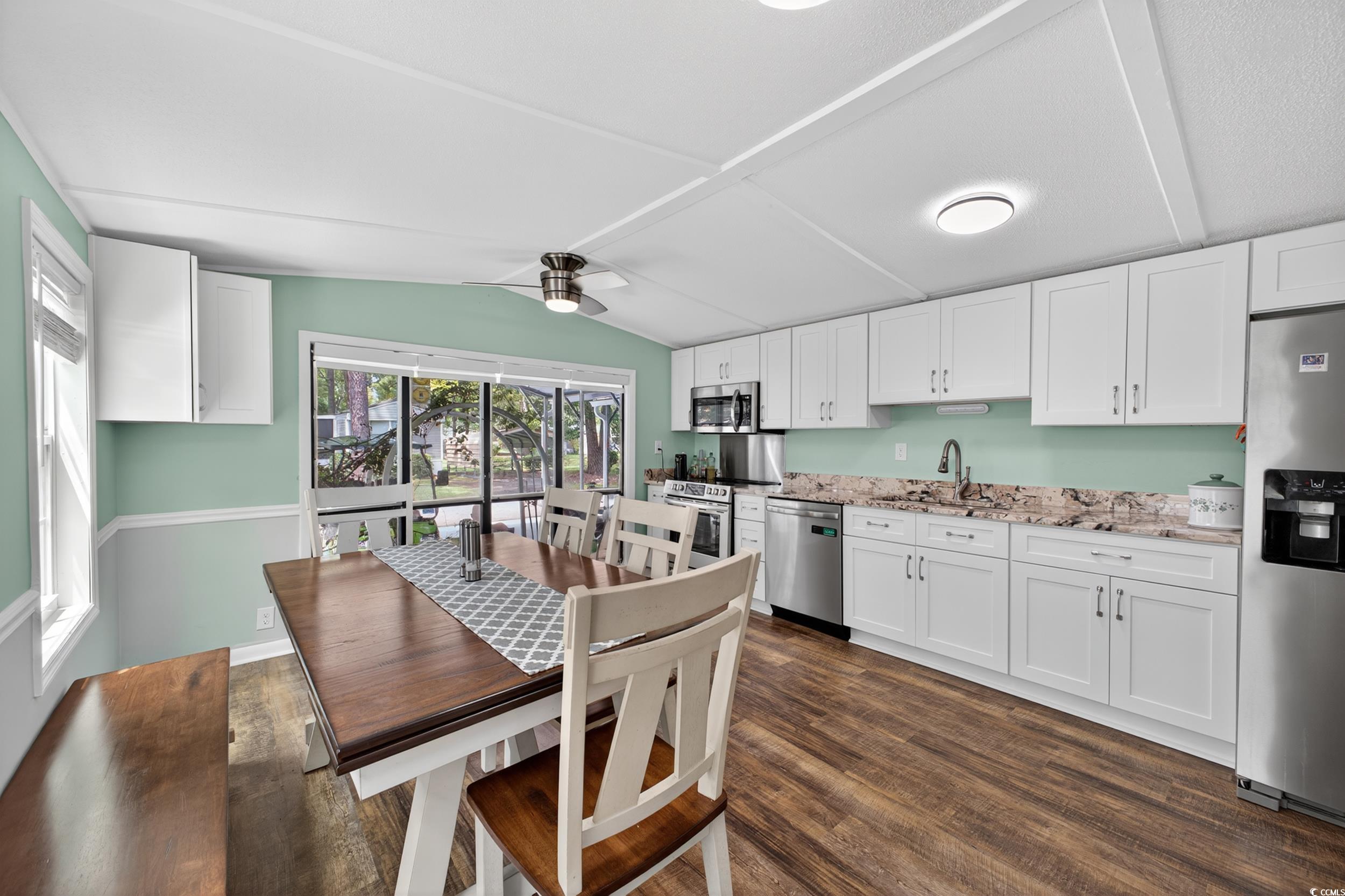 25 Ocean Reef Lane Murrells Inlet, SC 29576 - Photo 8 of 40