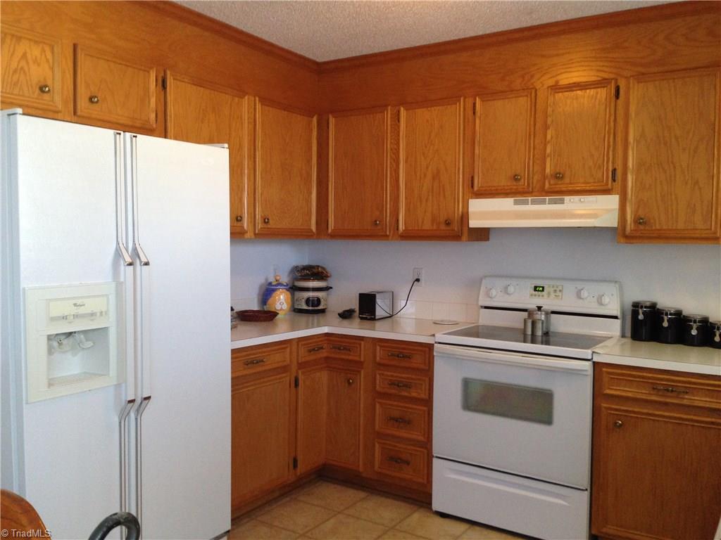 166 Cameron Road Lexington, NC 27295 - Photo 5 of 21 Gallery Image 5