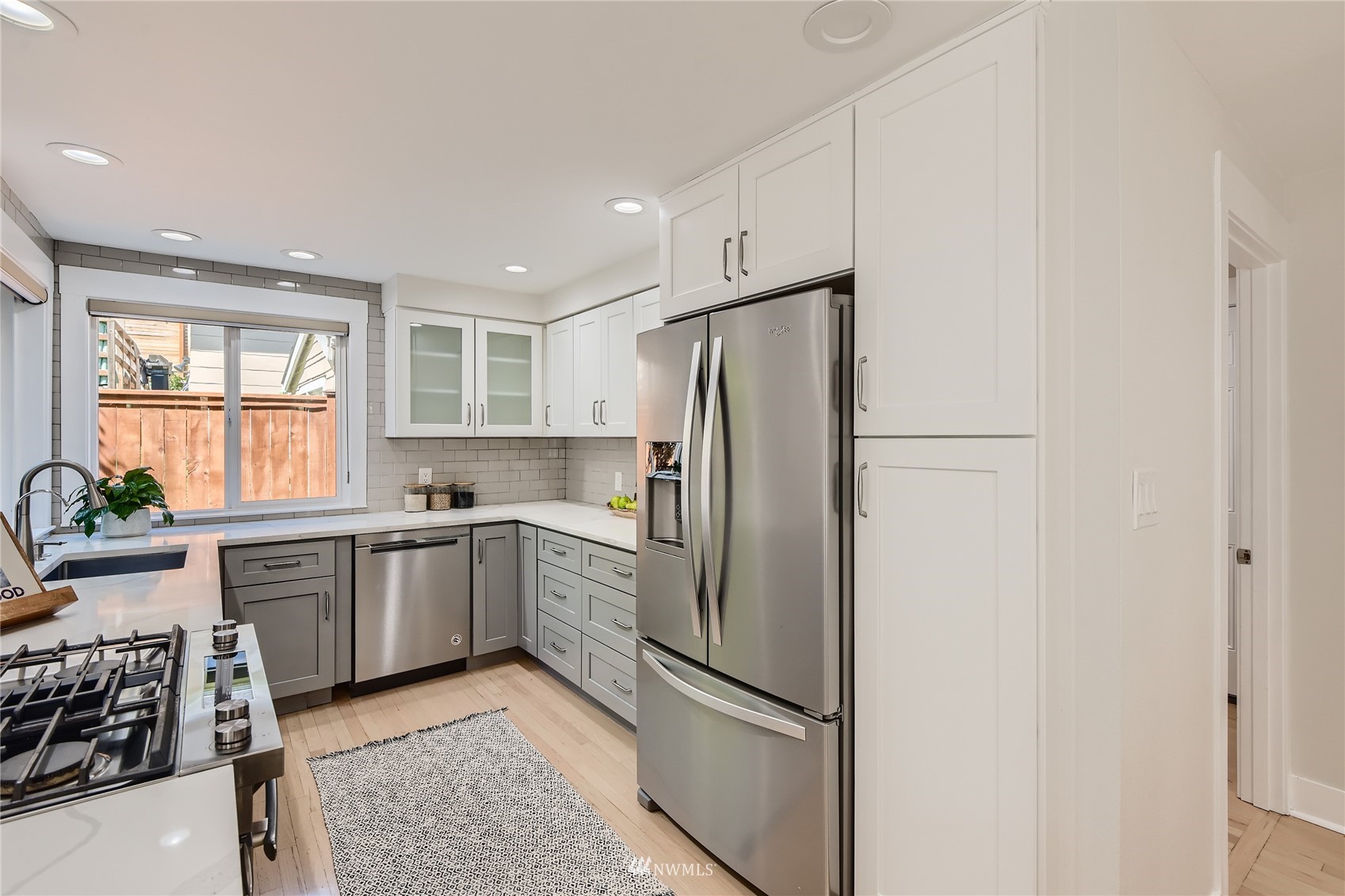 711 North 65th Street Seattle, WA 98103 - Photo 7 of 34 Gallery Image 7