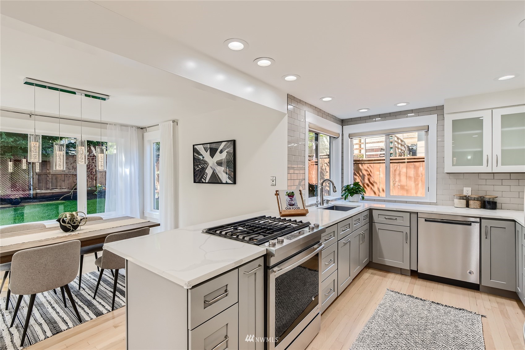 711 North 65th Street Seattle, WA 98103 - Photo 8 of 34 Gallery Image 8