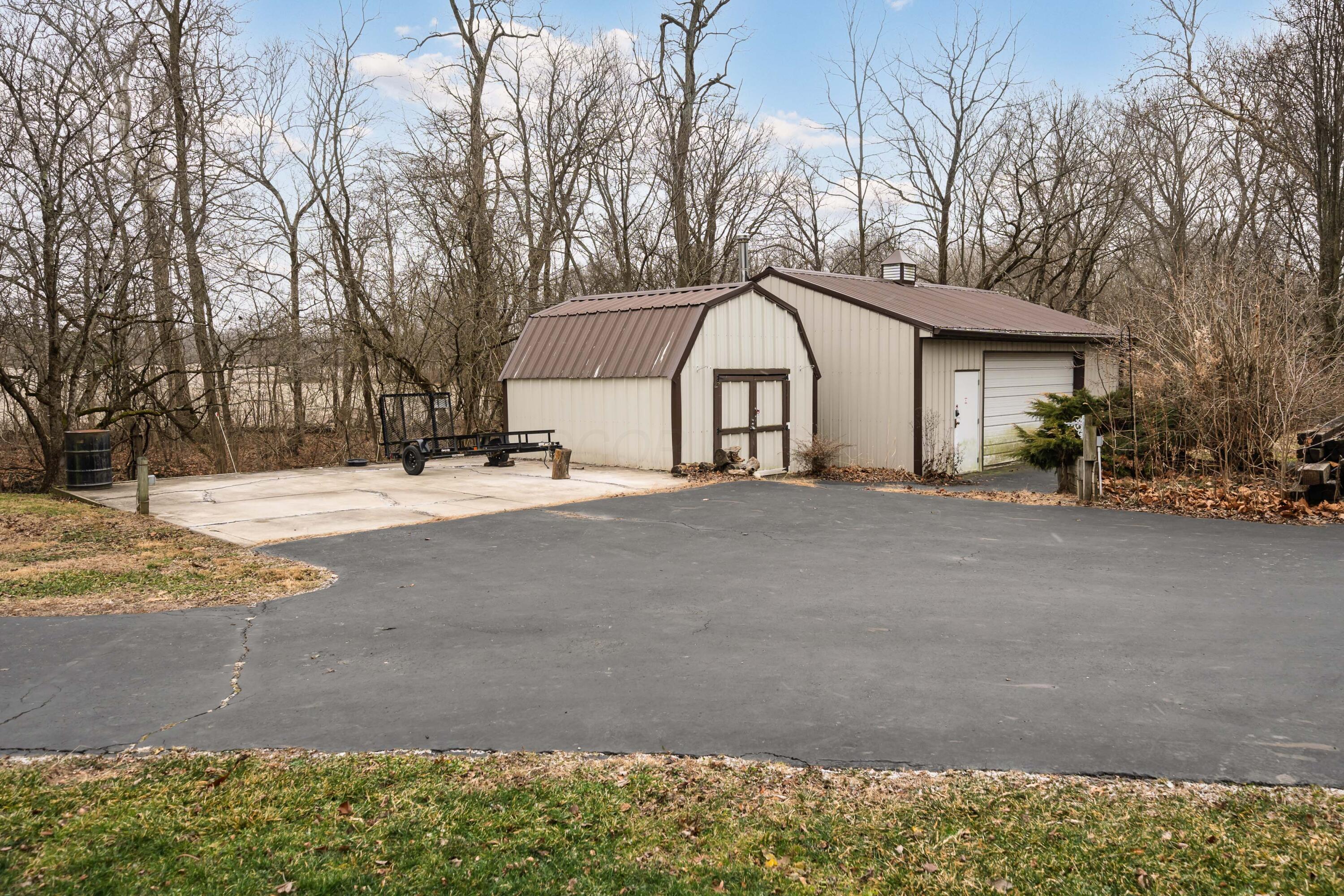 7173 Refugee Road Southwest Pataskala, OH 43062 - Photo 51 of 53 Shed and pole barn too!
