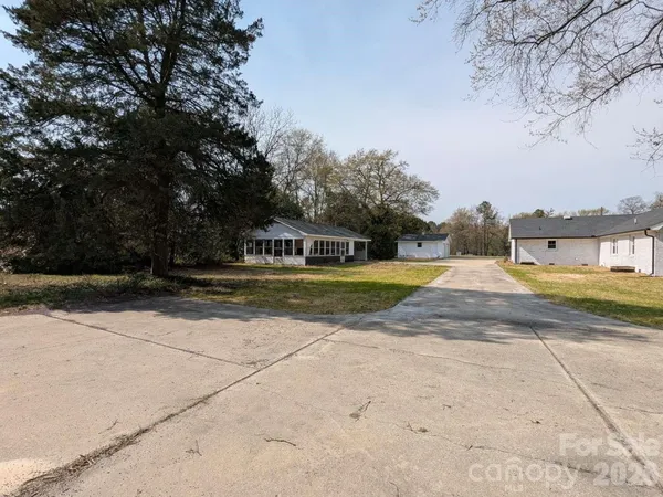 $479,900 | 1108 Evans Mill Road, Pageland, SC 29728