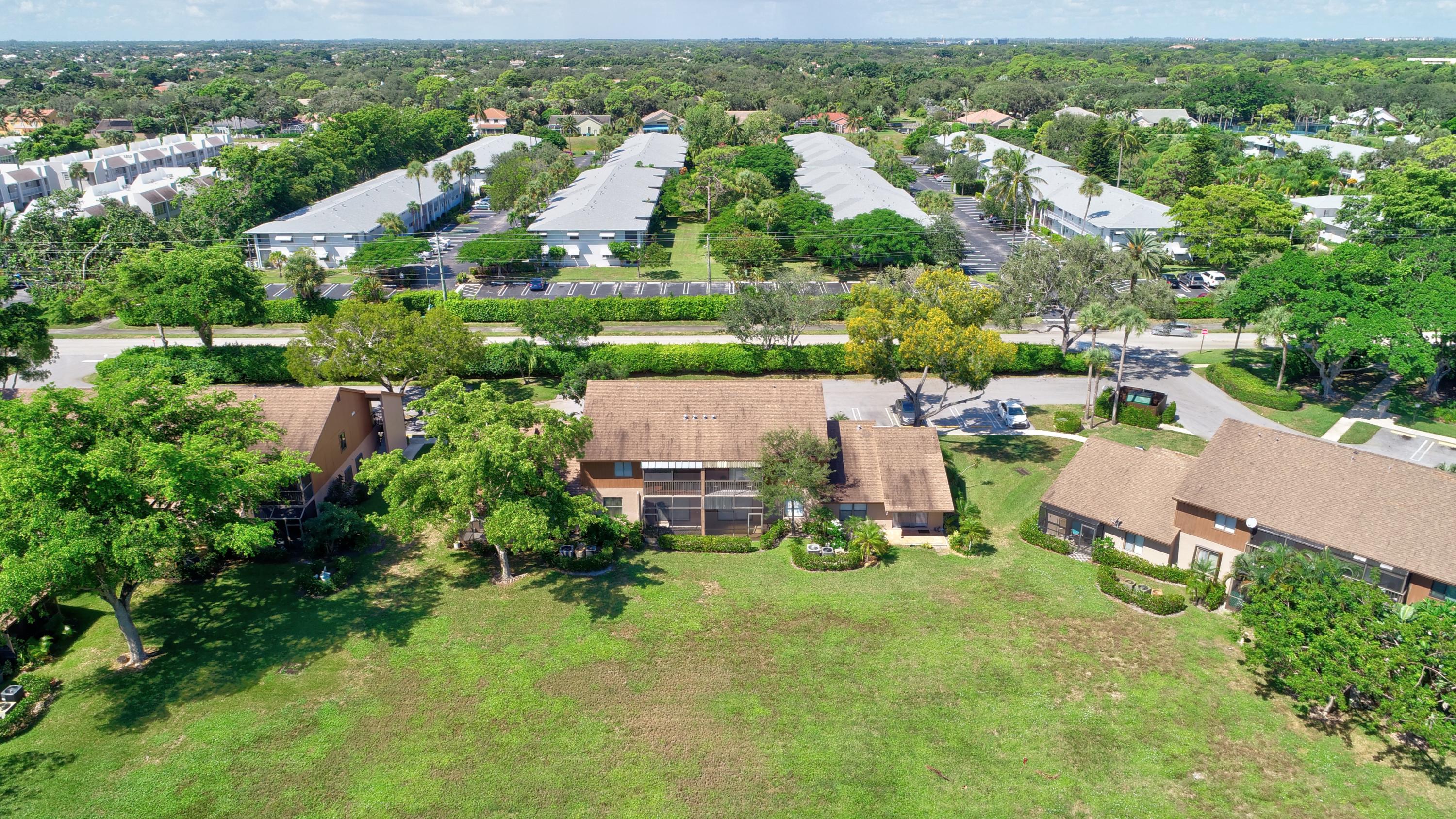 2525 Southwest 22nd Avenue, Unit 202 Delray Beach, FL 33445 - Photo 30 of 32 Envrionment 1 Aerial