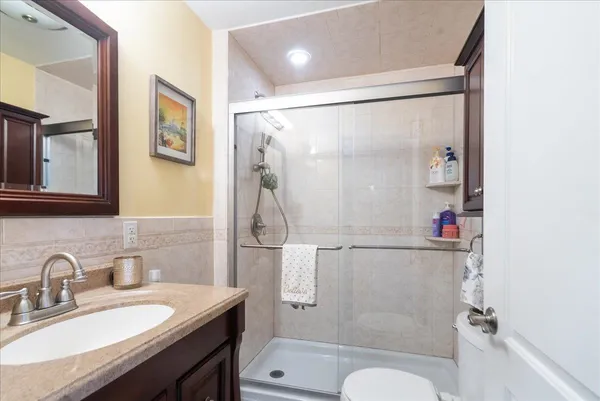 $4,200 | 252 Grace Avenue, Secaucus, NJ 07094