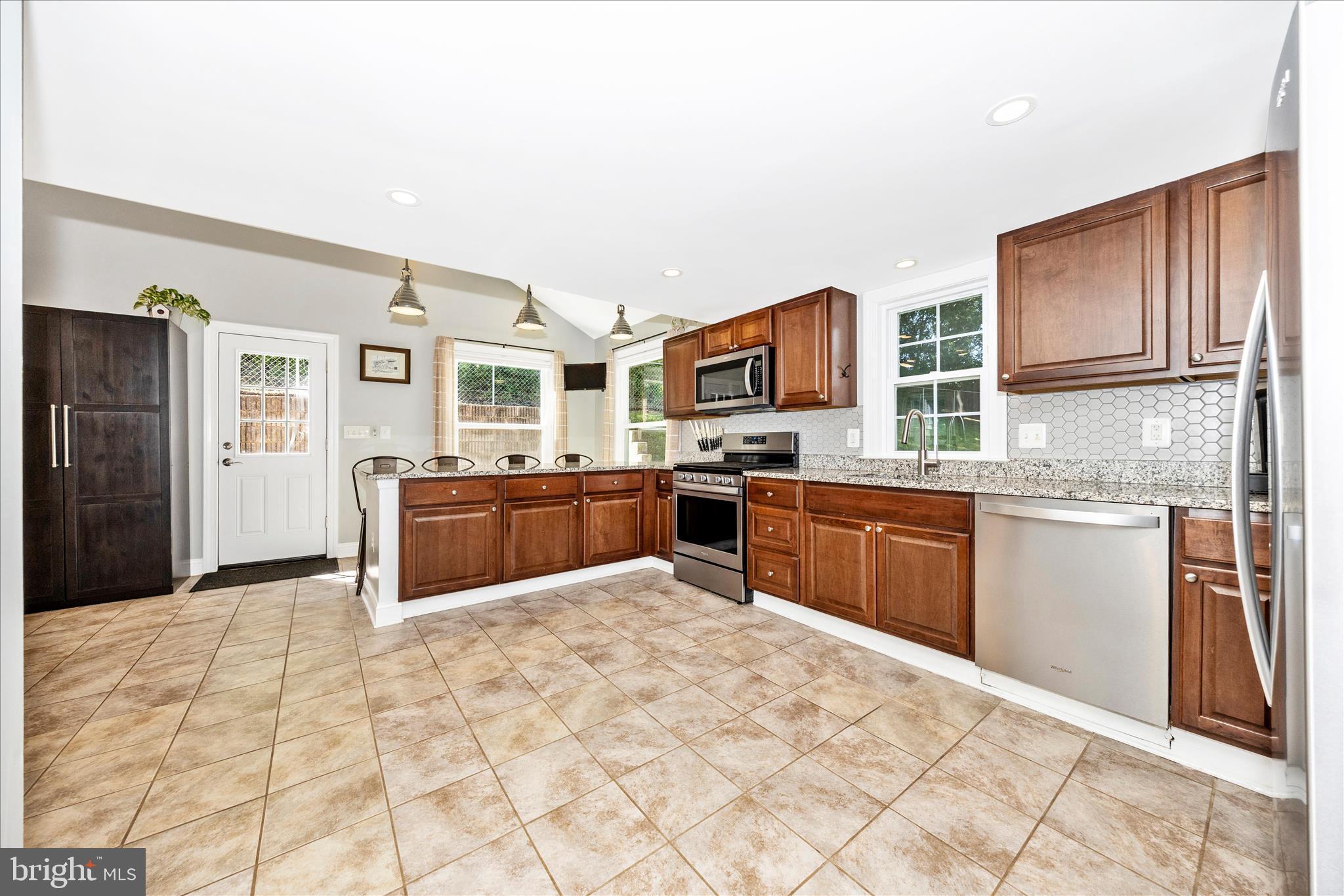 9401 Baltimore Road Frederick, MD 21704 - Photo 11 of 48 Kitchen