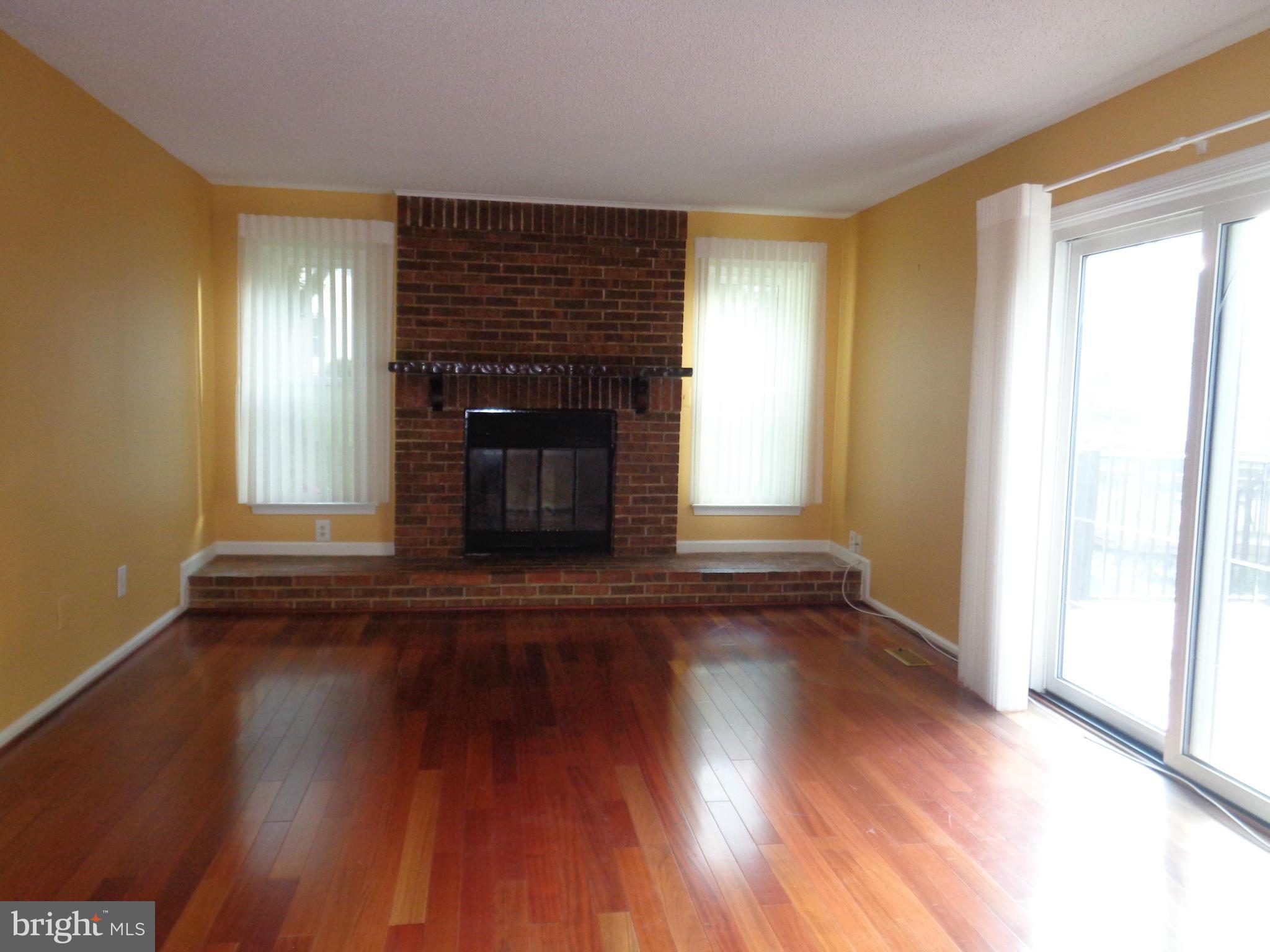 216 Hunters Ridge Road Lutherville-Timonium, MD 21093 - Photo 10 of 22 GEORGEOUS WOOD FLOORS & FIREPLACE