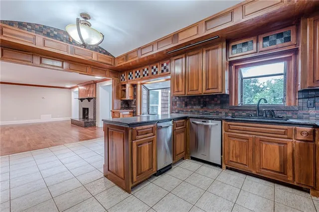 $1,155,000 | 2697 South Cherokee Lane, Woodstock, GA 30188